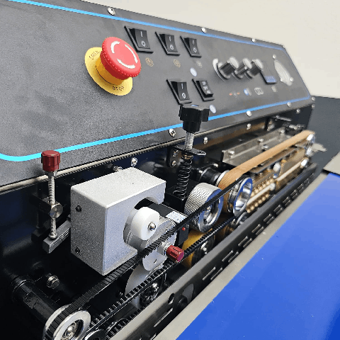 semi-automatic horizontal continuous vacuum heat sealer chs-v emergency button