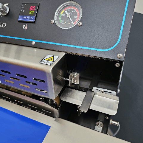 semi-automatic horizontal continuous vacuum heat sealer chs-v vacuum